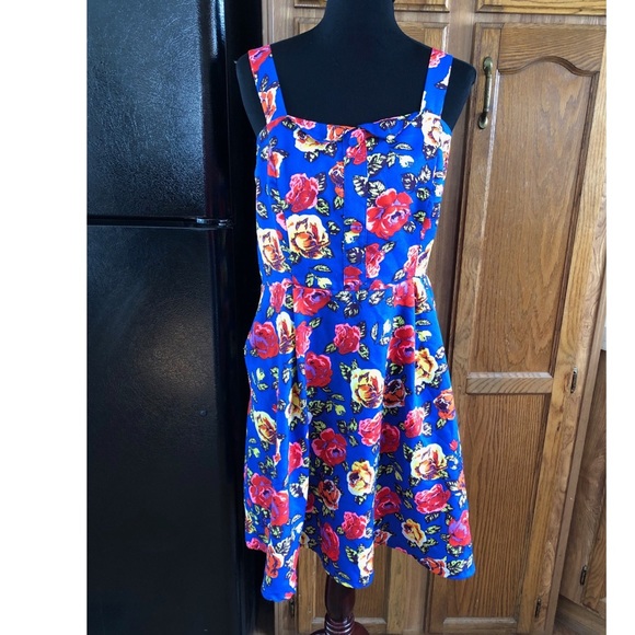 Forever 21 Dresses & Skirts - Forever 21 Blue Floral Dress Size 2X